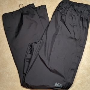 Men's REI Large Peak 2.5L Rain Pants